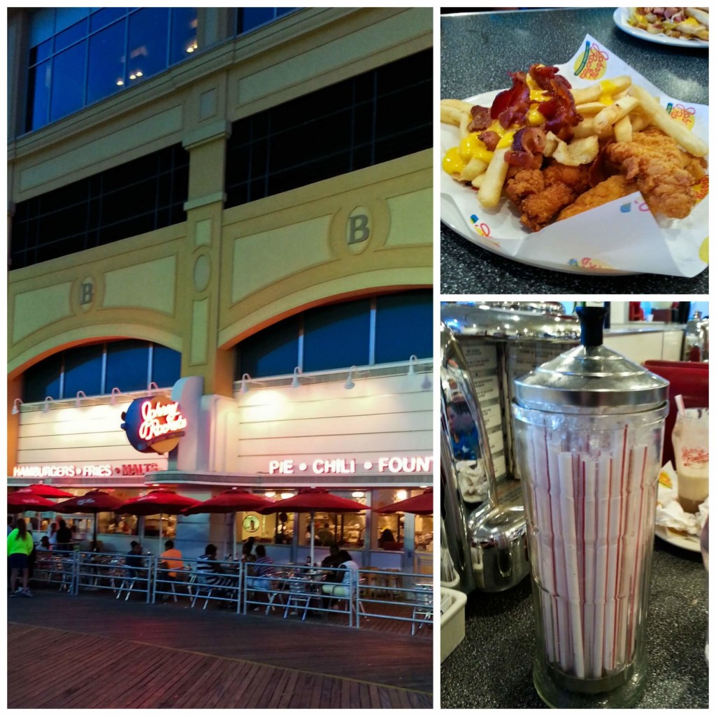 Our Fun Family Dinner Date at Jonny Rockets 