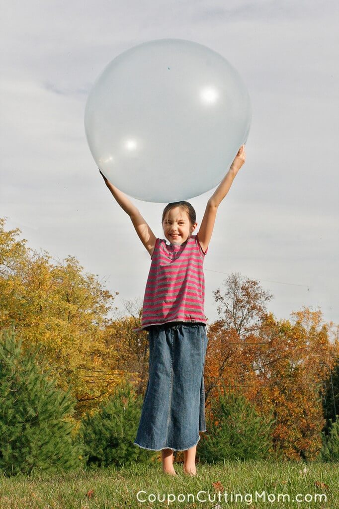 Wubble Bubble Ball - Giant Bubble Like Fun for Kids of All Ages 