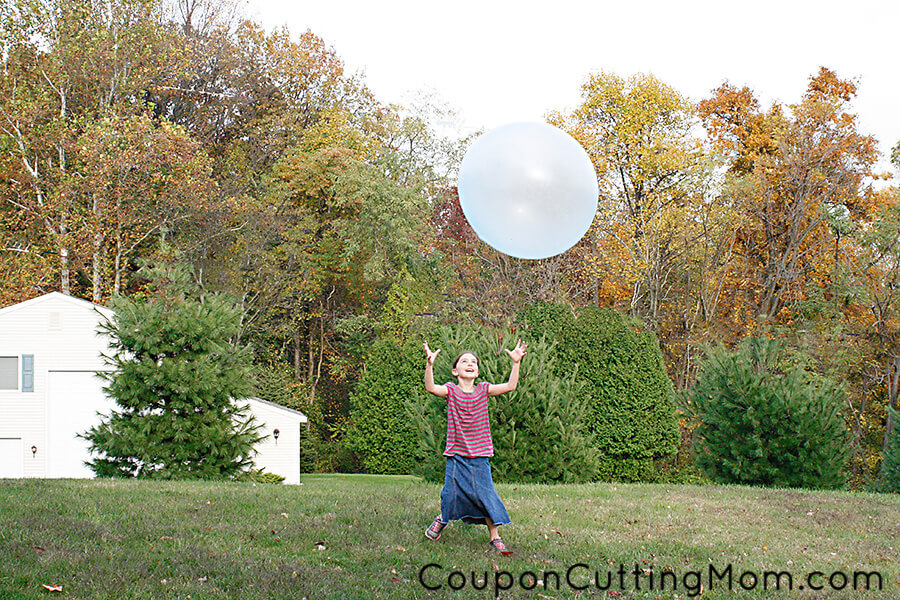 Wubble Bubble Ball - Giant Bubble Like Fun for Kids of All Ages 