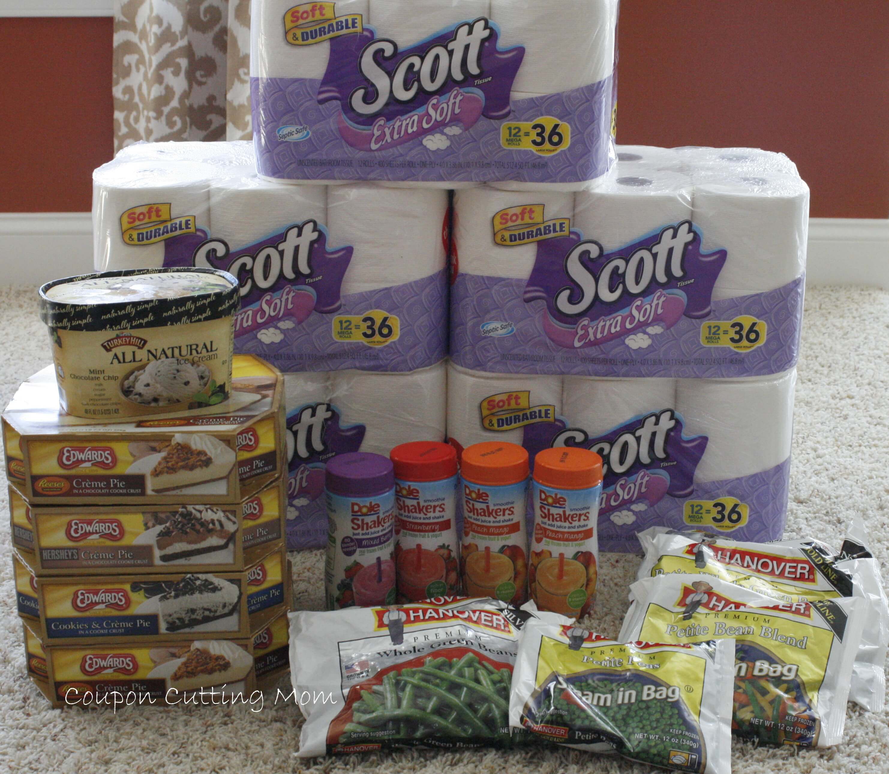 Giant Shopping Trip: 84% Savings on Scott Bath Tissue, Edwards Creme Pies, Frozen Veggies and More 