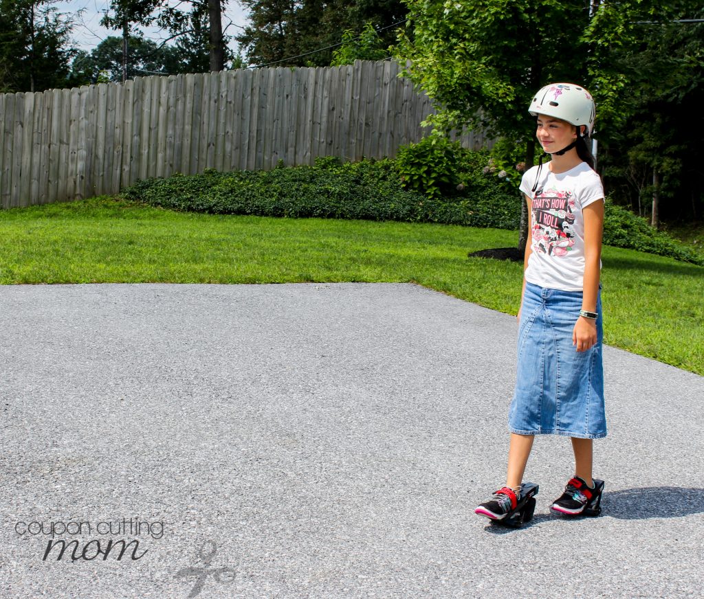 Razor Turbo Jetts Turn Any Sneakers Into Electrically Motorized Wheels