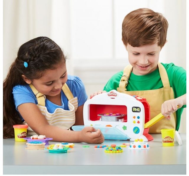 play doh kitchen creations magical oven set