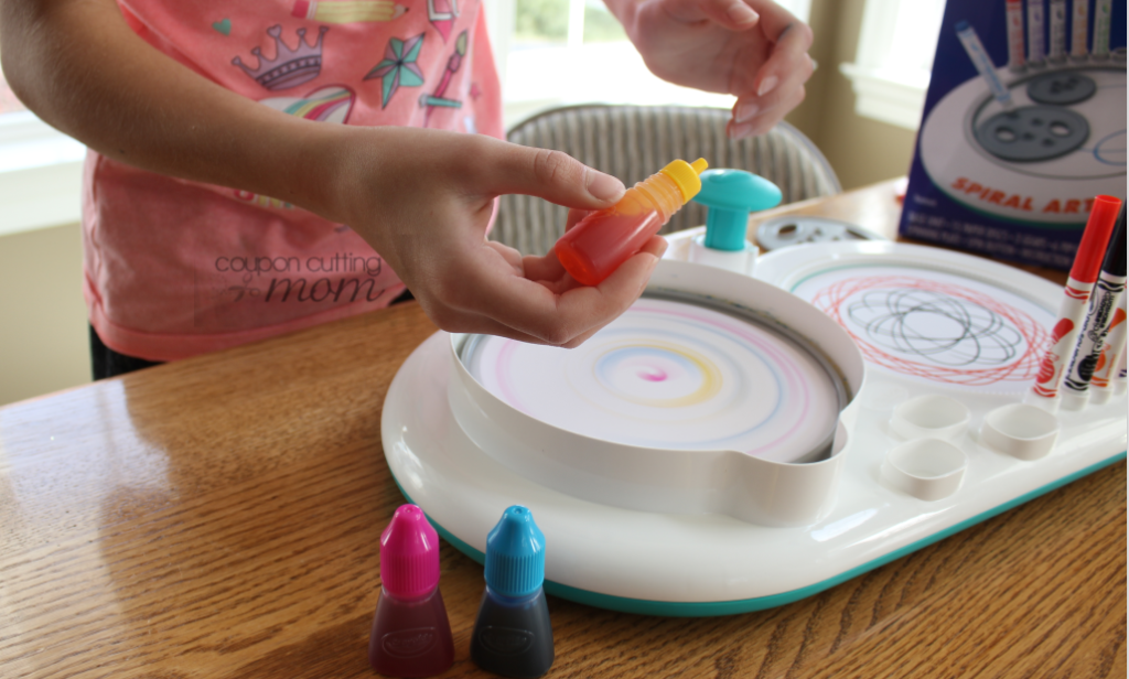 Creativity Gifts This Holiday - Crayola Scribble Scrubbie Safari and Spin and Spiral Art Station 